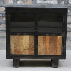 Buffet Métal Et Bois Jodhpur 2 Portes 9 Buffet Métal Et Bois Jodhpur 2 Portes -Demeyere Le mobilier Boutique buffet metal et bois jodhpur portes 4