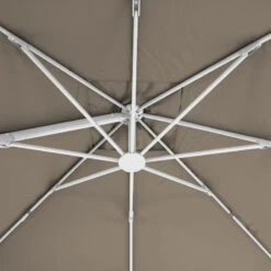 Parasol Décentré Eléa Inclinable Carré Oléfine Noisette/blanc Hespéride -Demeyere Le mobilier Boutique parasol decentre elea inclinable carre olefine noisetteblanc hesperide 5