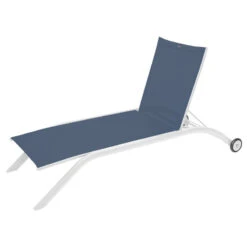 Transat Milenio Bleu Pétrole/blanc Hespéride -Demeyere Le mobilier Boutique transat milenio bleu petroleblanc hesperide 1 2